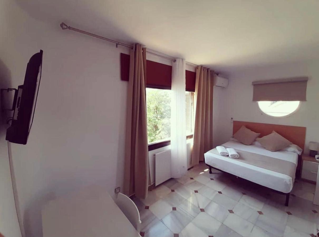 Doppelzimmer mit Gemeinschaftsbad